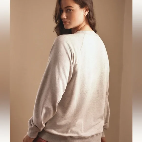 NWT - Crew-Neck Graphic Sweatshirt - Picture 6 of 8